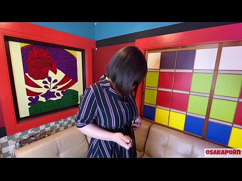 ❤️ جاپاني پياري وڏي سيني سان گڏ جنسي رانديڪن سان مشت زني ڪري ٿي ۽ هڪ orgasm آهي. هوءَ هڪ انٽرويو ۾ پنهنجي ڀوائتي تجربي بابت ڳالهائي ٿي. وڏيون چوڙيون ۽ وارن واري بلت زور سان روئي رهي آهي. اوساڪاپورن ❤❌ ️❤